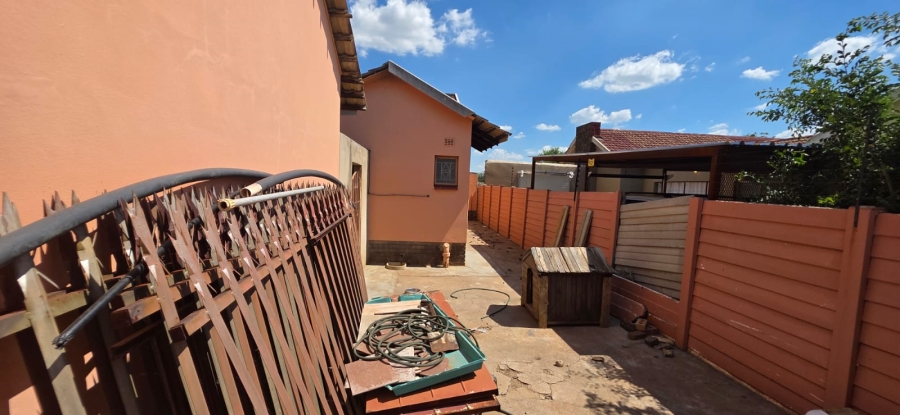 4 Bedroom Property for Sale in Meiringspark North West